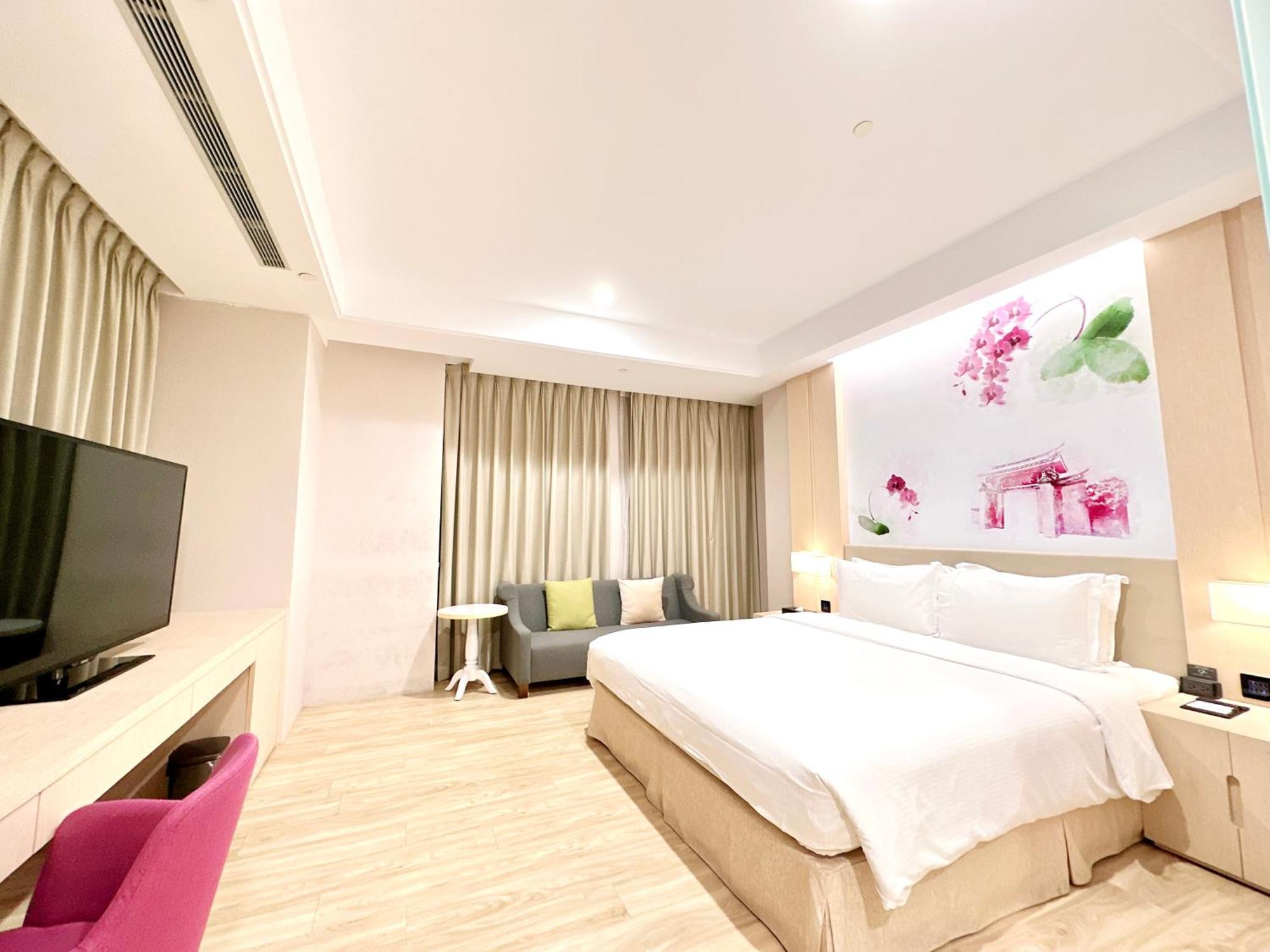 Hua Hotel Tainan Buitenkant foto