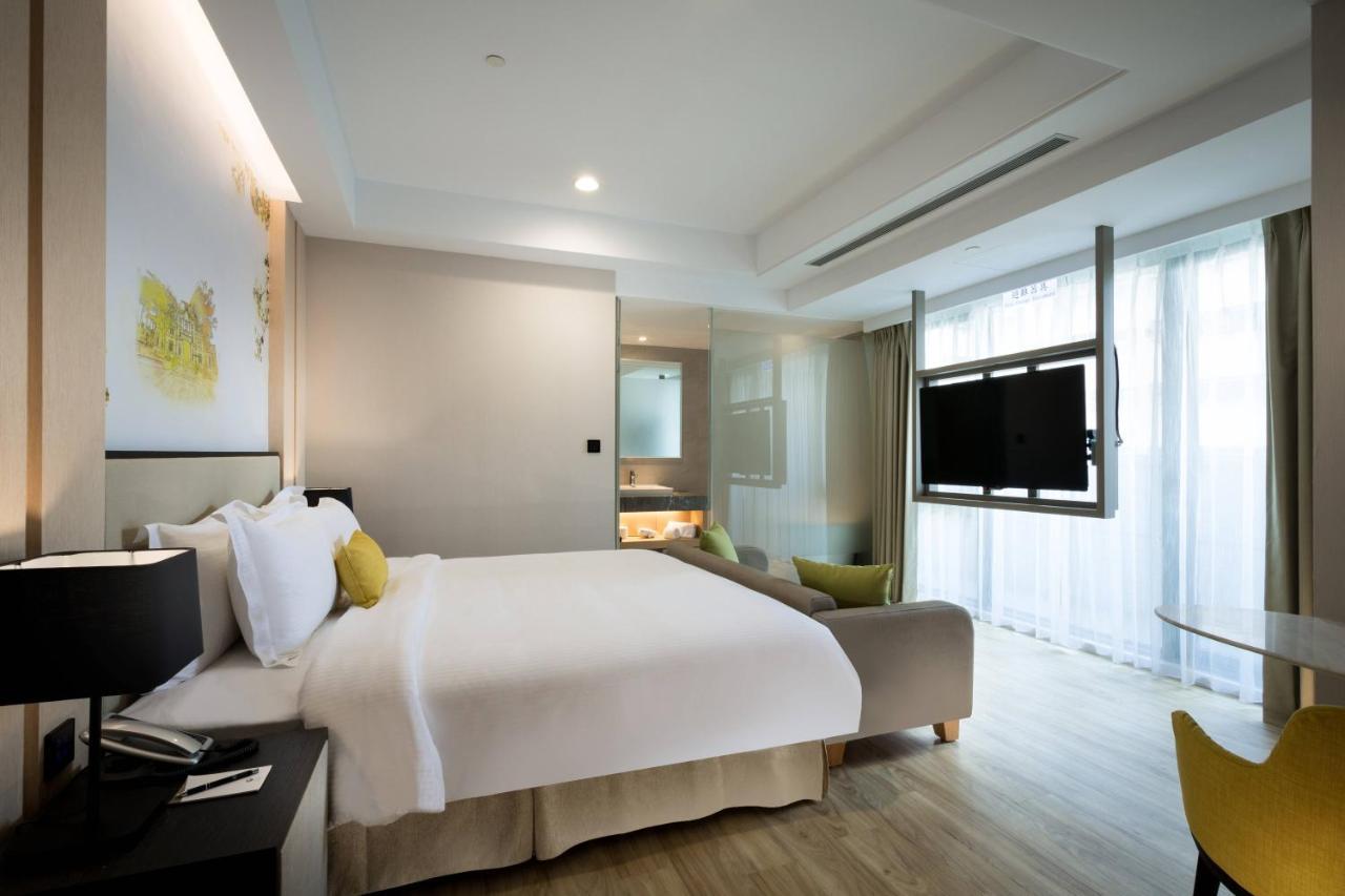 Hua Hotel Tainan Buitenkant foto